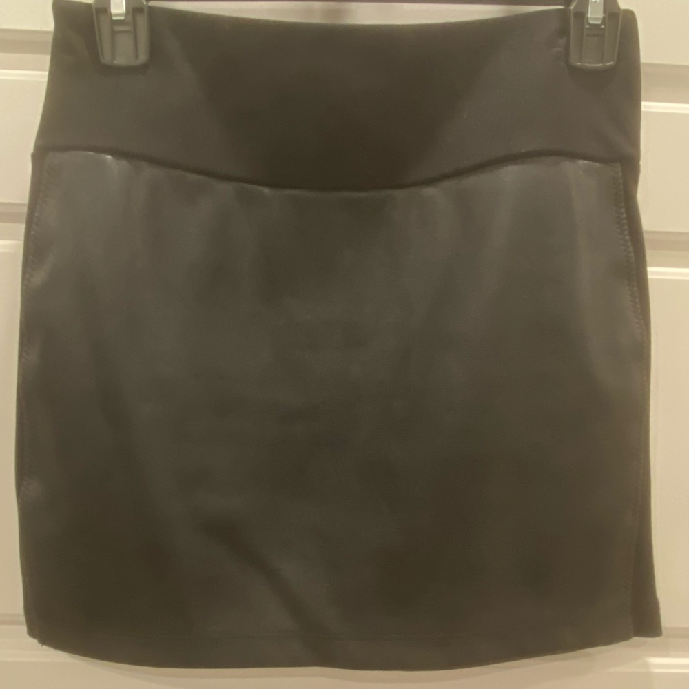 BOBI leather mini skirt. Black. Size XS.